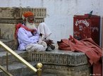 Fotografia de um indiano tpico. A ndia tem a sociedade de castas como modelo de diviso de classes sociais, pautada na religio e cultura deste povo. <br/> <br/> Palavras-chave: ndia, castas, religio, classes socias. 