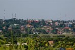 Bairro perifrico de Foz do Iguau, limite entre cidade e campo. <br/> <br/> Palavras-chave: cidades, centros urbanos, periferia, classes sociais.