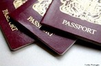 Foto de trs passaportes. <br/> <br/> Palavras-chave: passaporte, visto, globalizao.