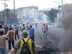Em 28 de junho de 2009, em Honduras, segundo a ONU e a OEA, um golpe de Estado foi instaurado. Essa situação transformou o contexto sócio-político da região. Manifestações populares e militares nas ruas se tornaram comum nesse período. <br/> <br/> Palavras - chave: Honduras, manifestação popular, militares, crise.